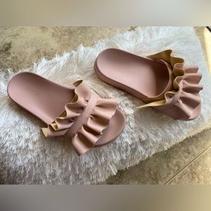 Michael Kors Ruffle Slides (6)